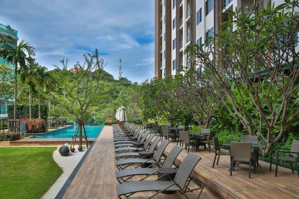 Apartment Sea View -high Floor 2 Bed Excellent Location *