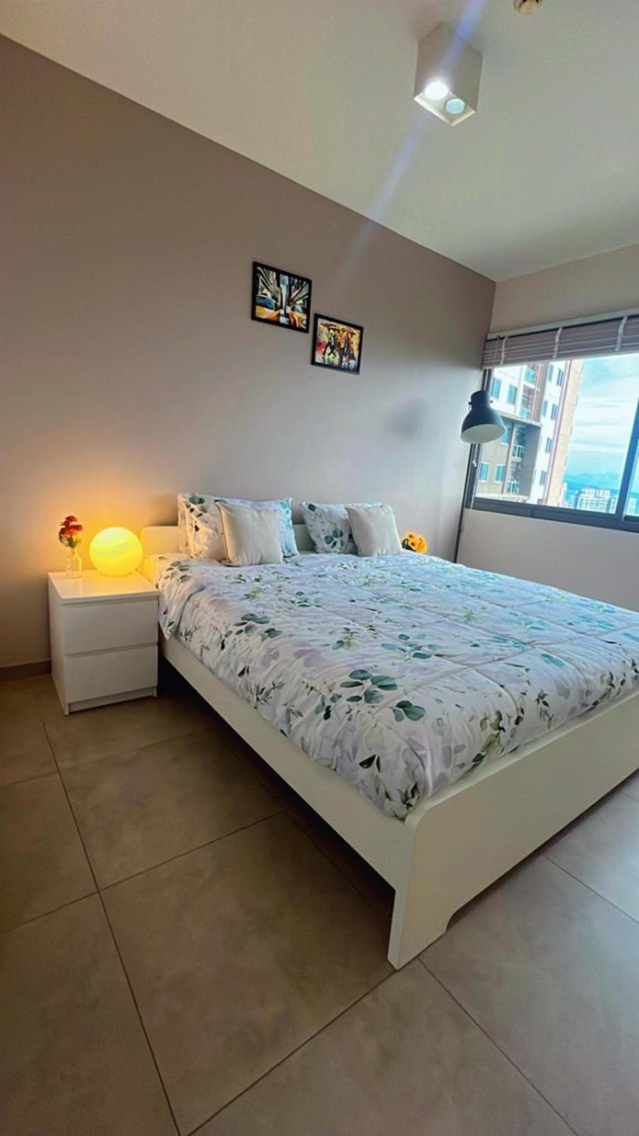 Apartment Sea View -high Floor 2 Bed Excellent Location *