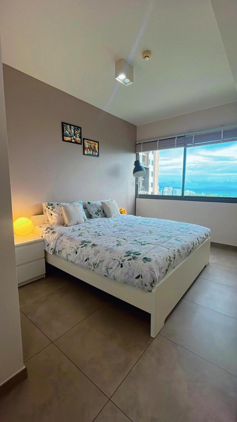 Apartment Sea View -high Floor 2 Bed Excellent Location Pattaya