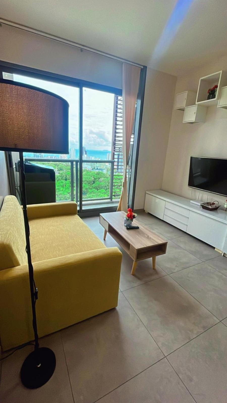Sea View -high Floor 2 Bed Excellent Location